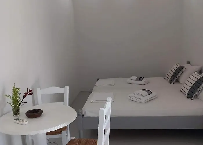 Louloudasrooms * Molos (Paros)