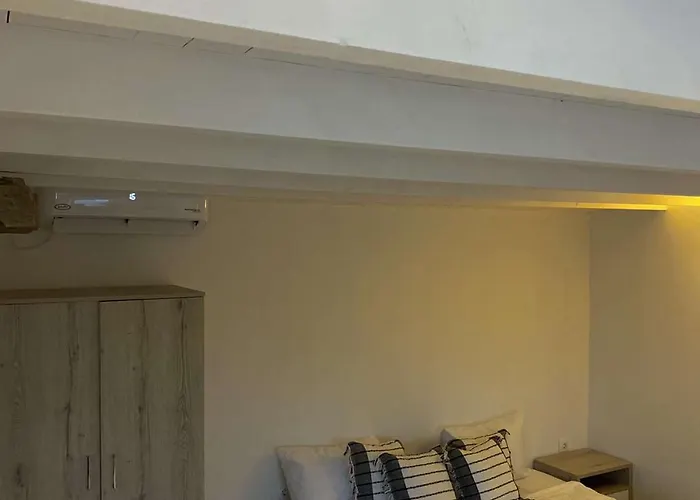 Louloudasrooms Molos (Paros)