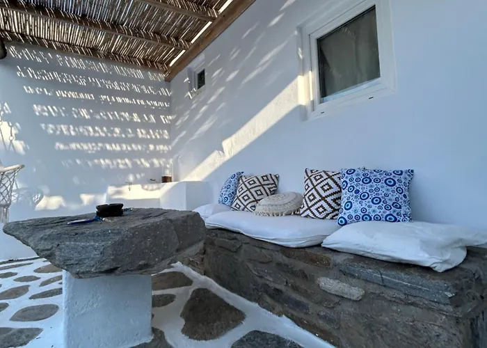 Louloudasrooms Molos (Paros)